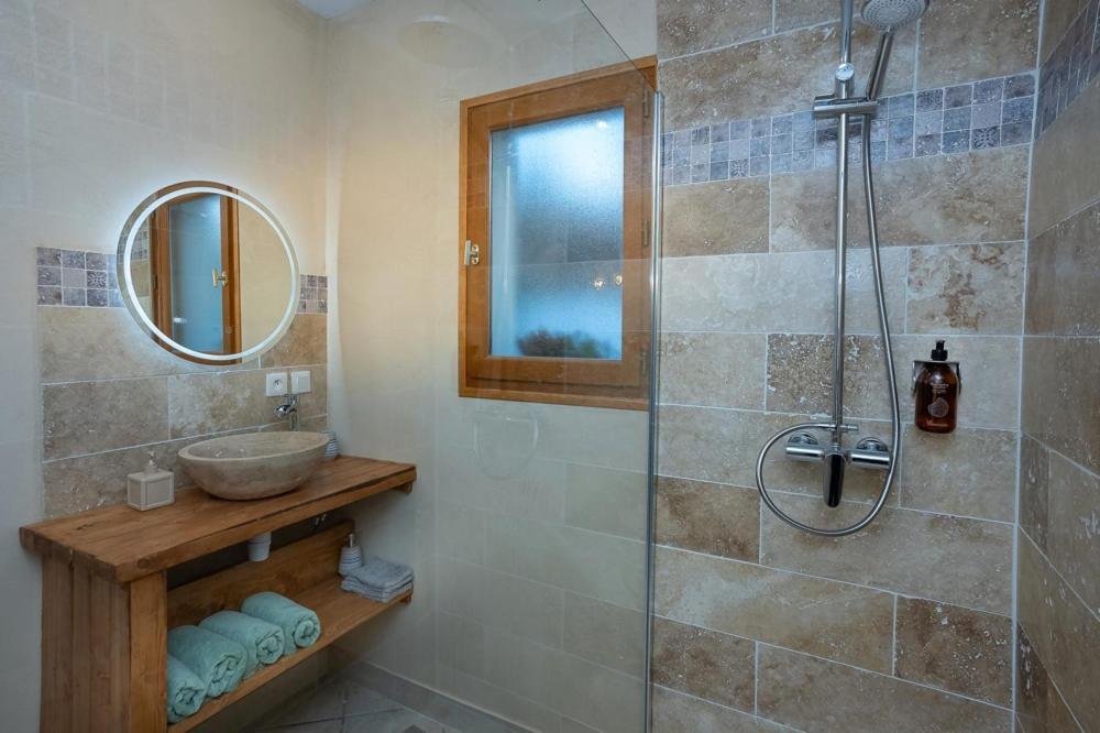 La Maison Des Jolicoeurs Saint-Christophe-sur-Guiers Extérieur photo