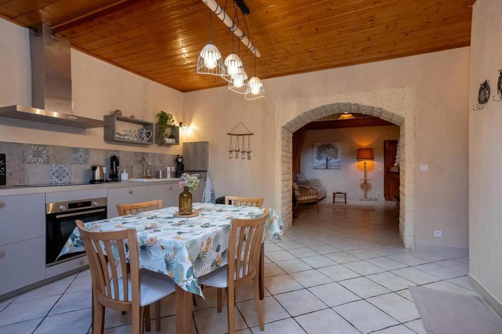 La Maison Des Jolicoeurs Saint-Christophe-sur-Guiers Extérieur photo